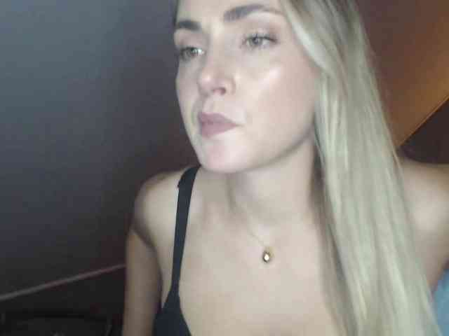 ScarlettXQueen webcam