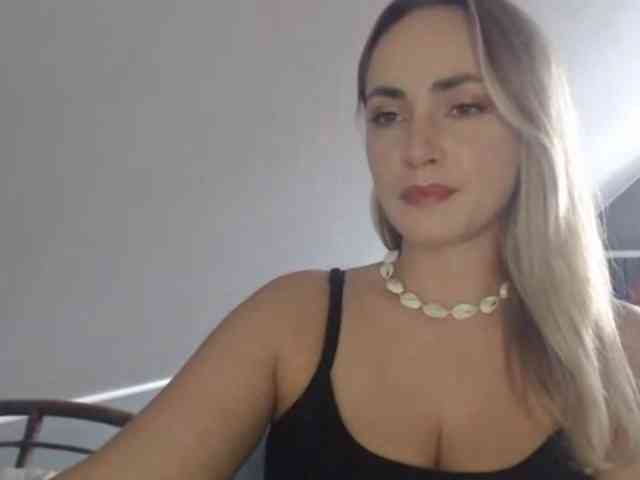 ScarlettXQueen webcam