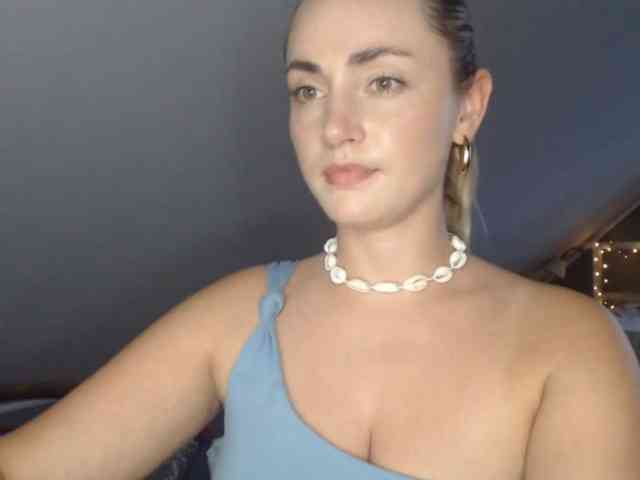 ScarlettXQueen webcam