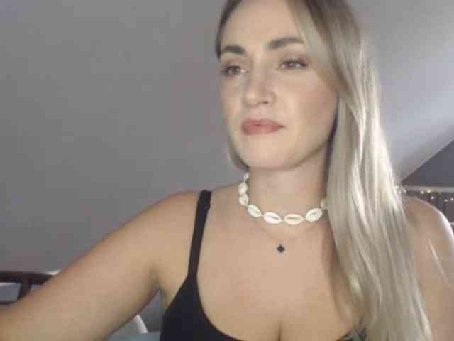 ScarlettXQueen webcam
