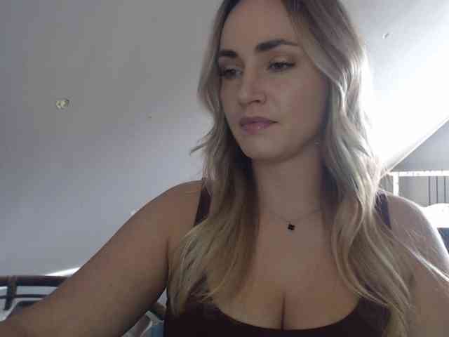 ScarlettXQueen webcam