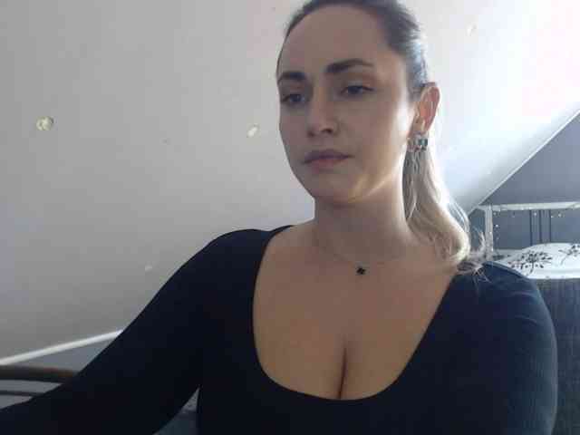 ScarlettXQueen webcam