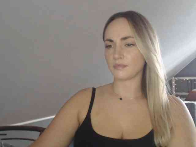 ScarlettXQueen webcam