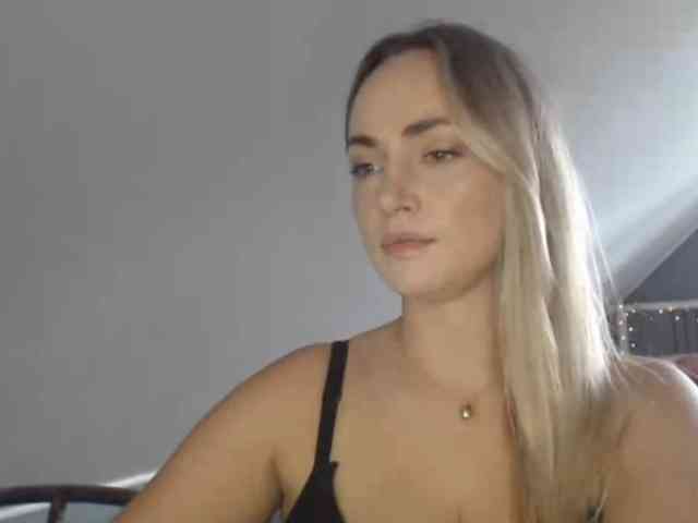 ScarlettXQueen webcam