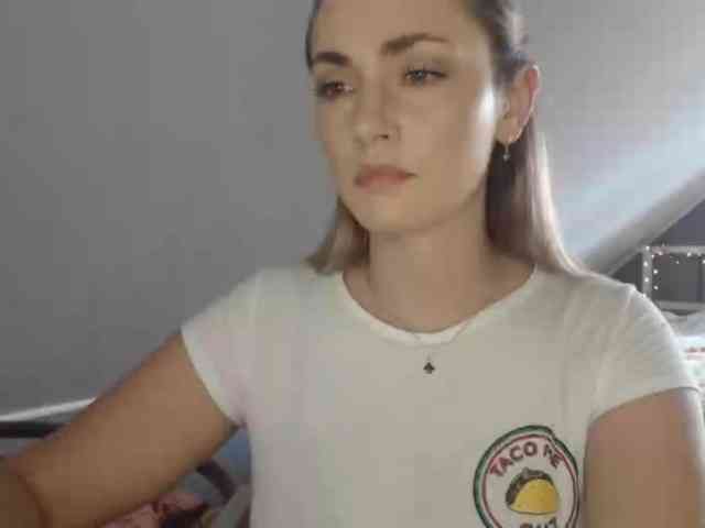 ScarlettXQueen webcam