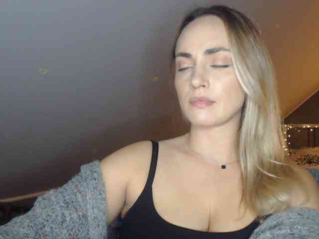scarlettxqueen's live room