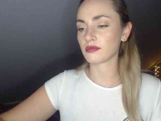 ScarlettXQueen webcam