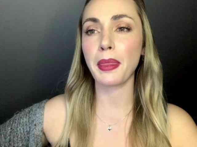 ScarlettXQueen webcam