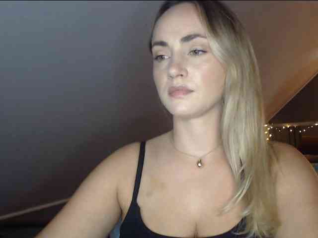 ScarlettXQueen webcam