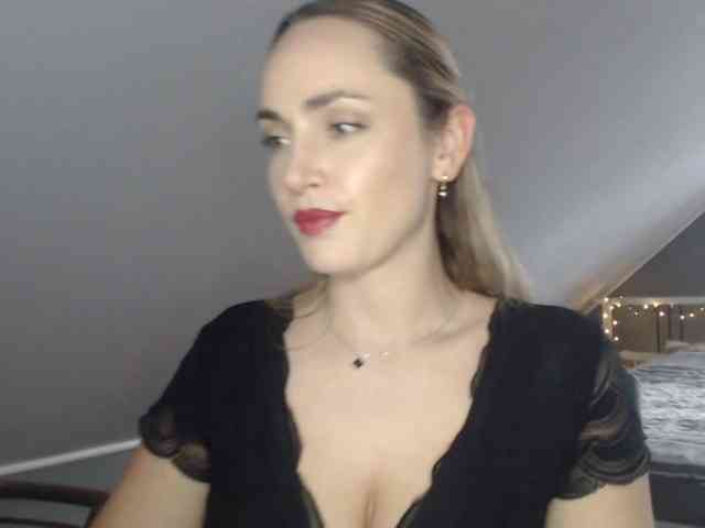 ScarlettXQueen webcam