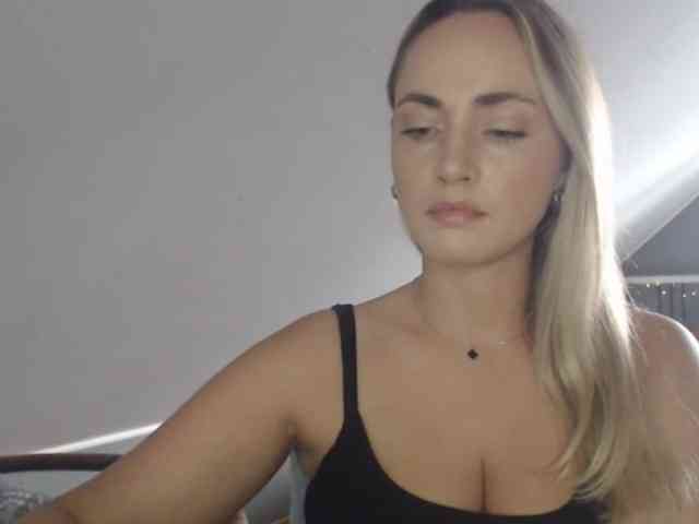 ScarlettXQueen webcam