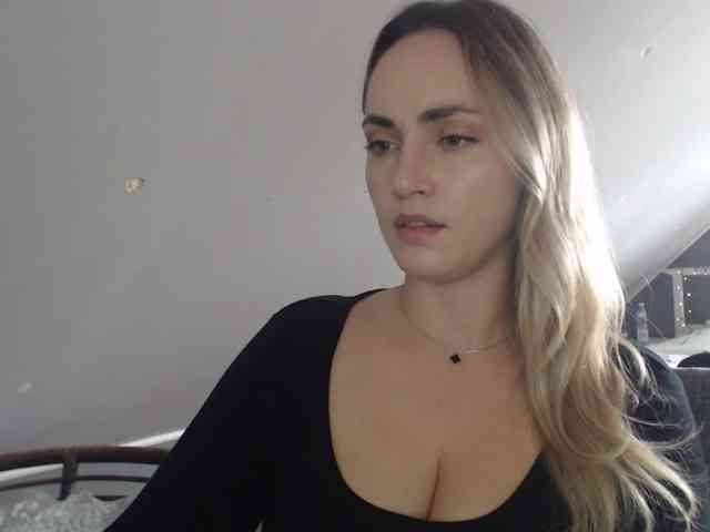 ScarlettXQueen webcam
