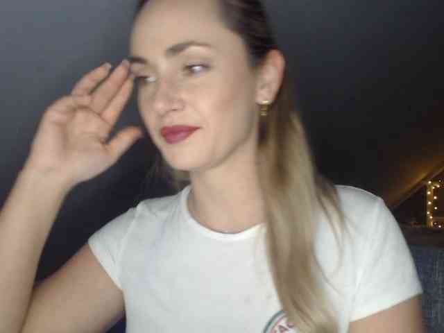 ScarlettXQueen webcam
