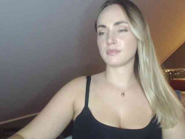 ScarlettXQueen webcam