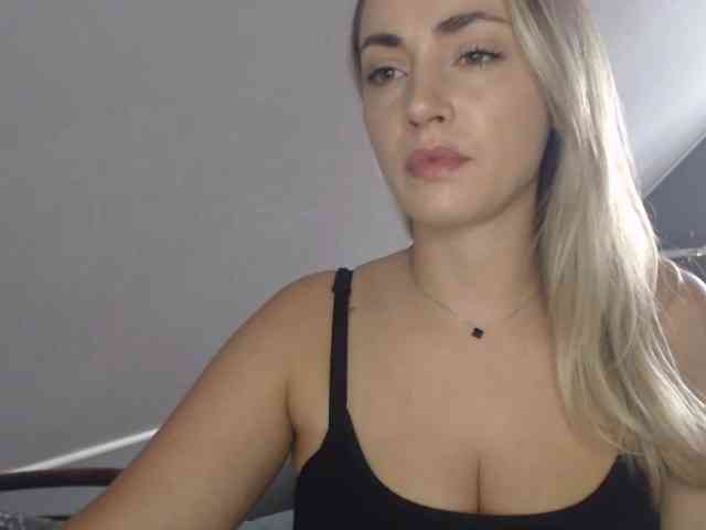ScarlettXQueen webcam