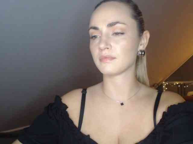 ScarlettXQueen webcam