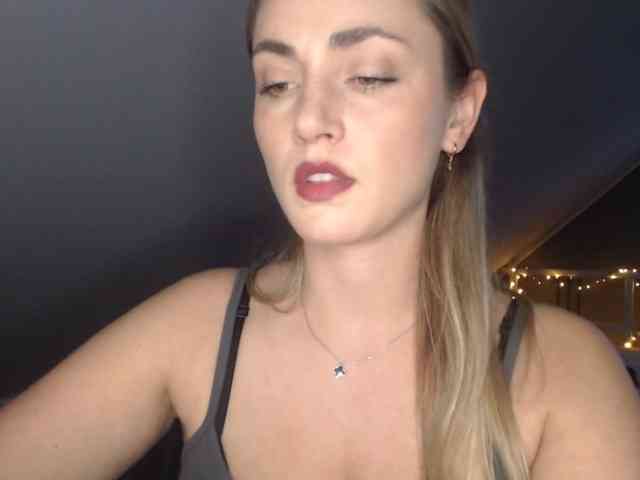 ScarlettXQueen webcam