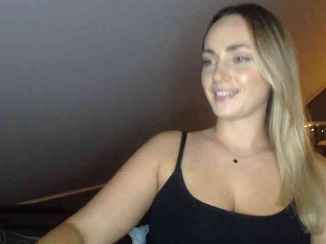 ScarlettXQueen webcam