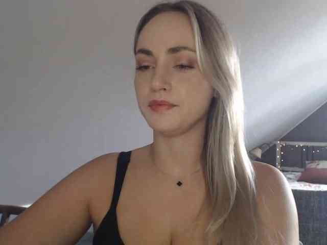 ScarlettXQueen webcam