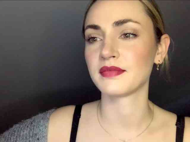 ScarlettXQueen webcam