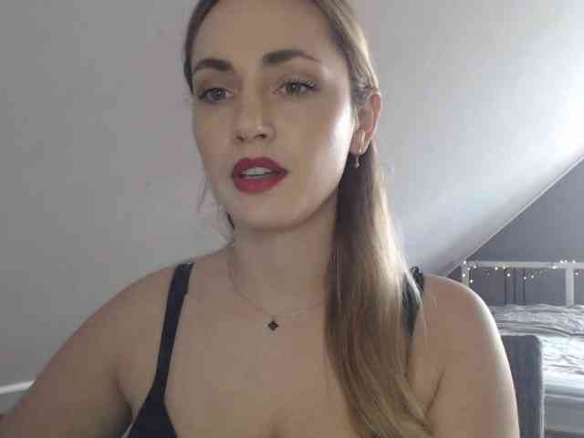 ScarlettXQueen webcam