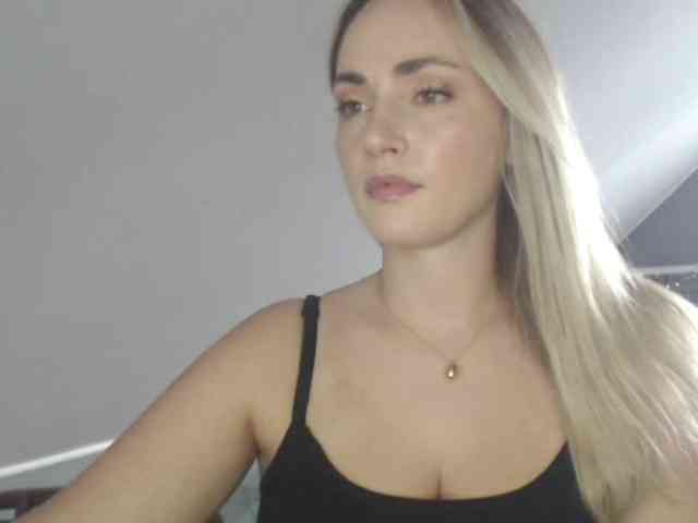 ScarlettXQueen webcam