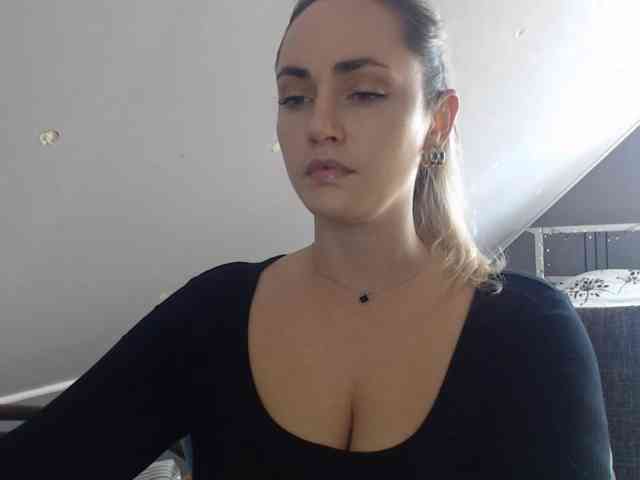 ScarlettXQueen webcam
