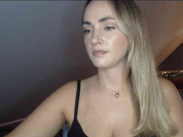 ScarlettXQueen webcam