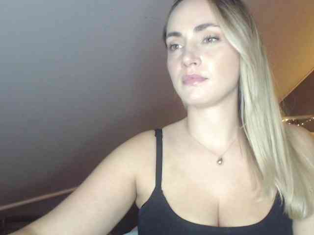ScarlettXQueen webcam