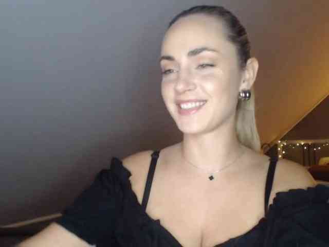 ScarlettXQueen webcam