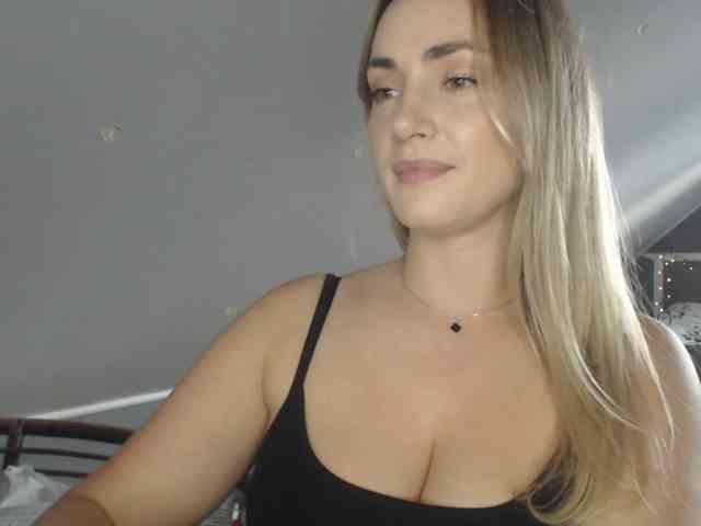 ScarlettXQueen webcam
