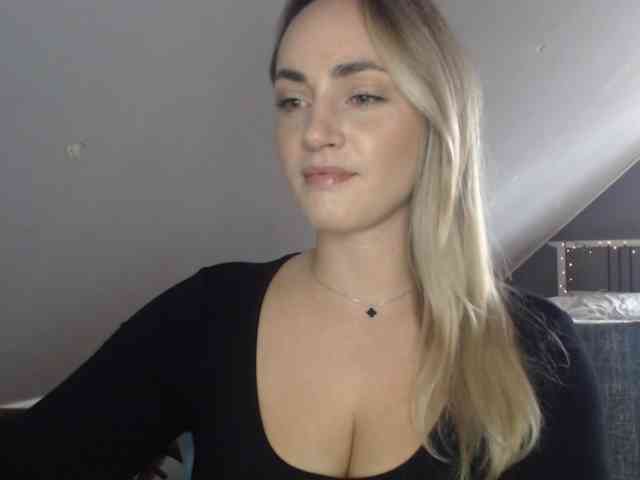 ScarlettXQueen webcam