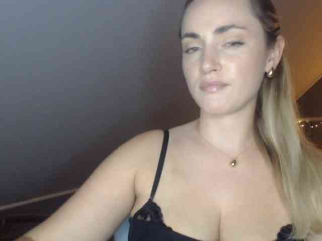 ScarlettXQueen Live Webcam on BongaCams