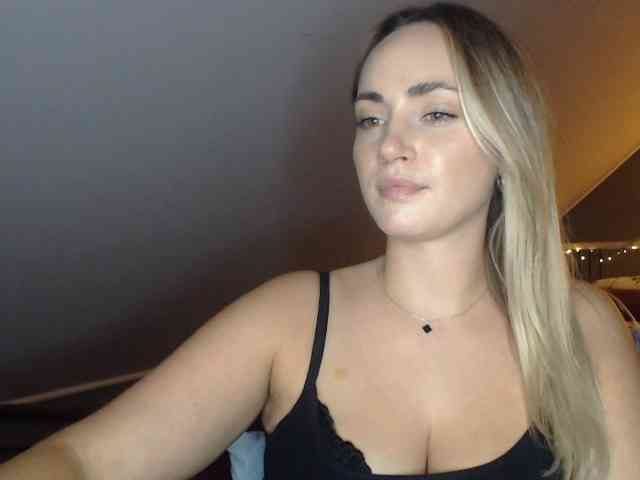 ScarlettXQueen webcam