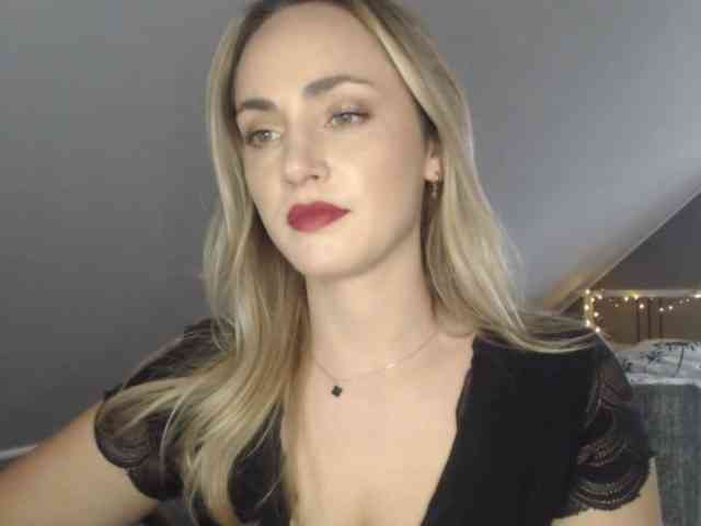 ScarlettXQueen webcam