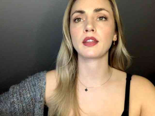ScarlettXQueen webcam