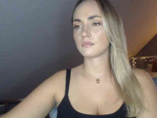 ScarlettXQueen webcam