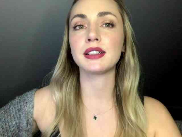 ScarlettXQueen webcam