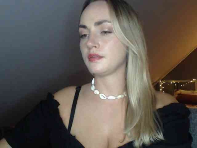 ScarlettXQueen webcam