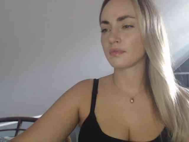 ScarlettXQueen webcam