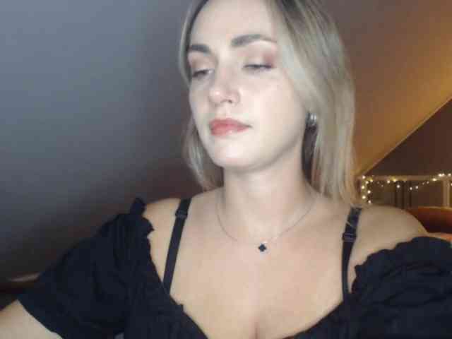 ScarlettXQueen webcam
