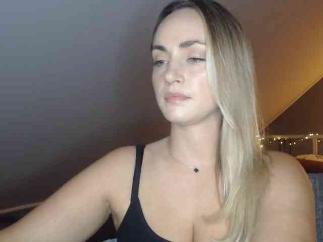 ScarlettXQueen webcam