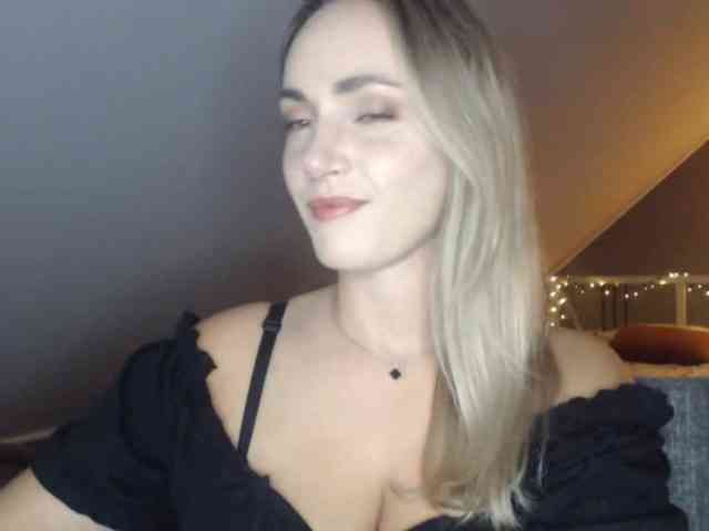 ScarlettXQueen webcam