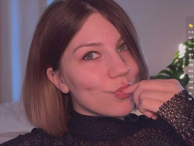 queen-of-tease live webcam show