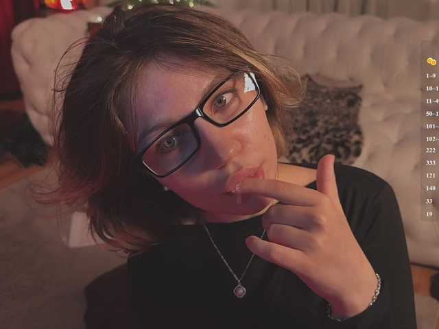 queen-of-tease live cam on BongaCams