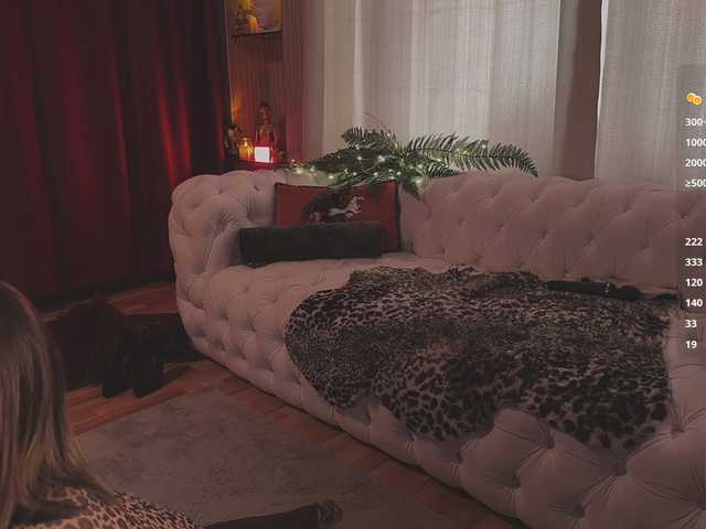 queen-of-tease live cam on BongaCams