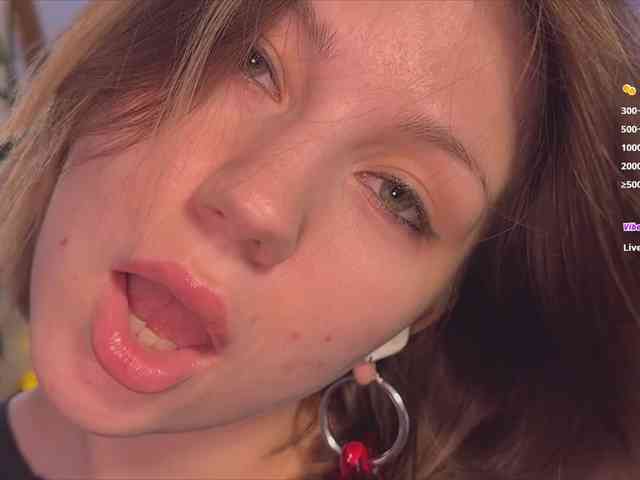 queen-of-tease webcam