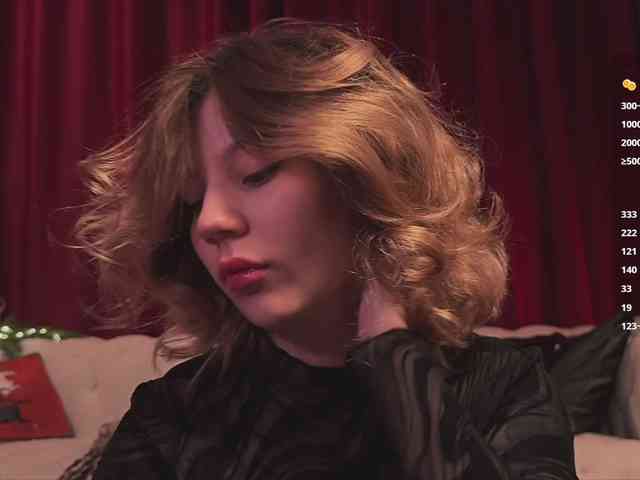 queen-of-tease webcam