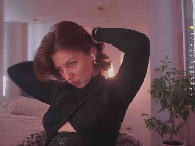 queen-of-tease webcam