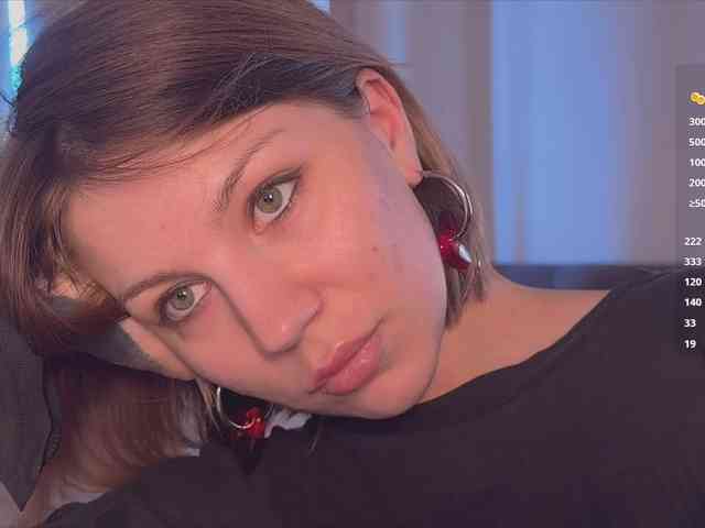 queen-of-tease webcam